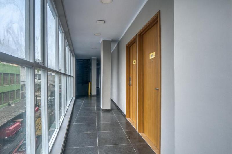 Szálloda Reddoorz Plus @ Cideng Timur