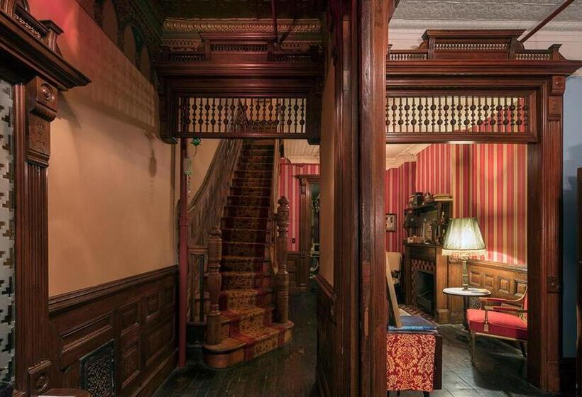 酒店 The Harlem Flophouse