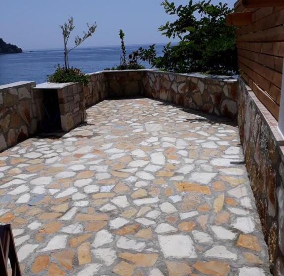 پانسیون Beleris Rooms