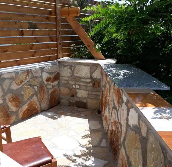 پانسیون Beleris Rooms