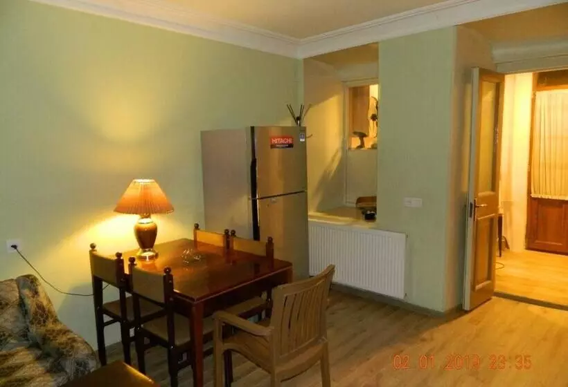 پانسیون Guest House Old Tbilisi