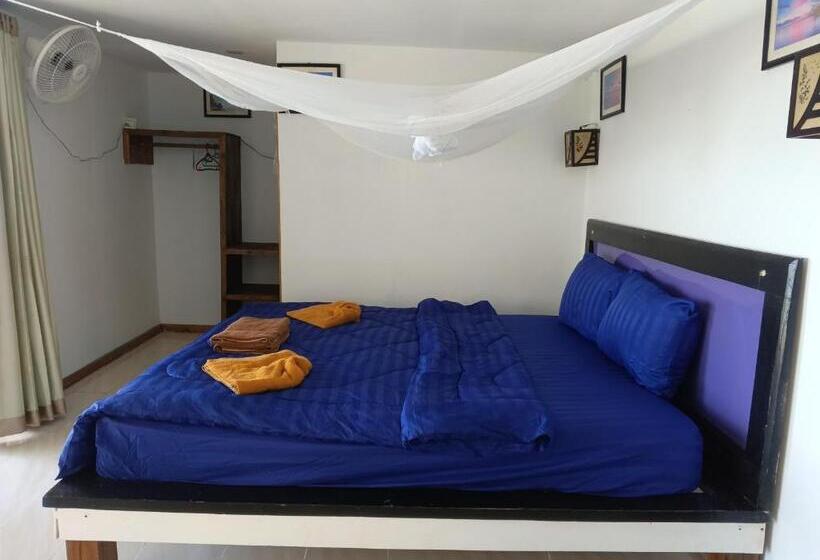 פנסיון Sunny Bungalow