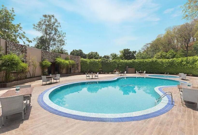 Click Resort Corbett Tiger Den