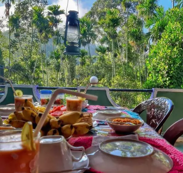 هتل Cozy Homestay Waterfall Road Ella