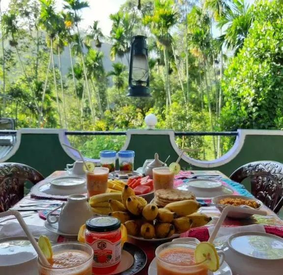 هتل Cozy Homestay Waterfall Road Ella