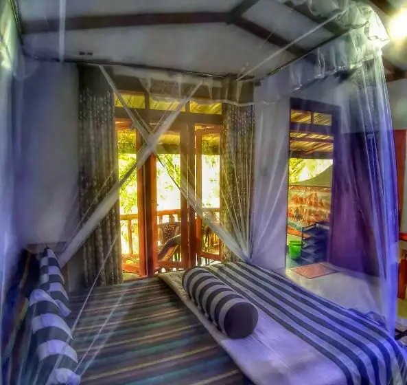 هتل Cozy Homestay Waterfall Road Ella