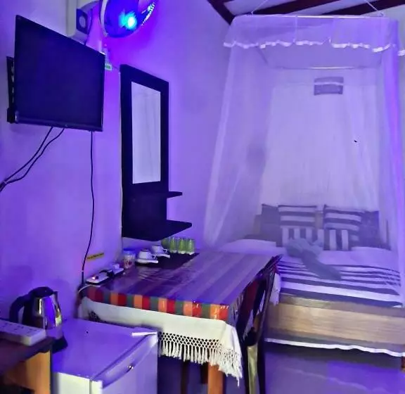 هتل Cozy Homestay Waterfall Road Ella