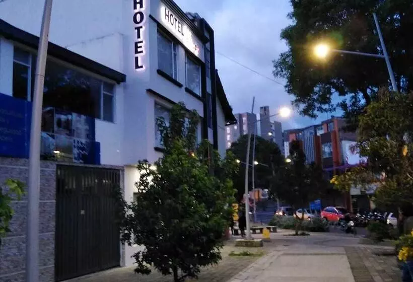 Hotelli Lb   Los Balsos