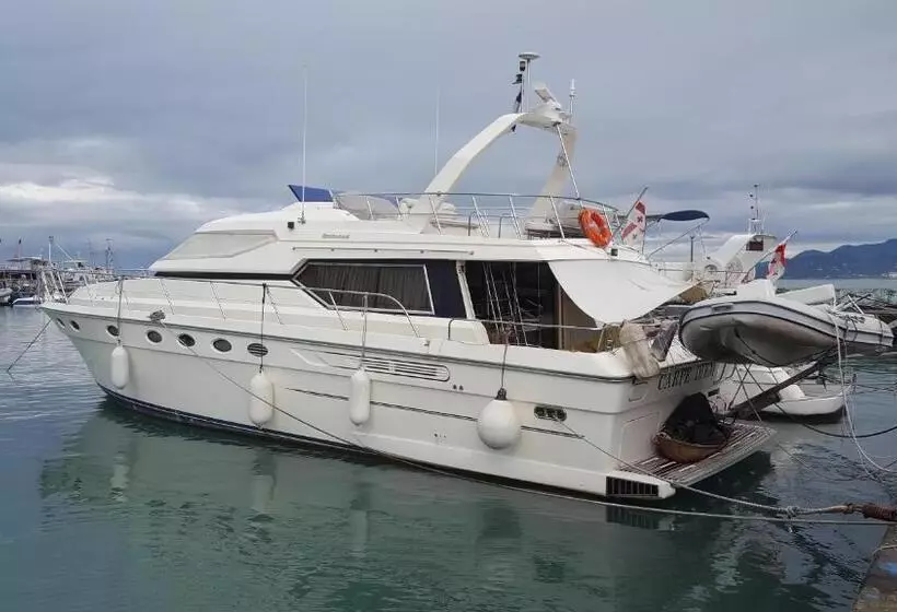 Mimino Apartment Deluxe First Line