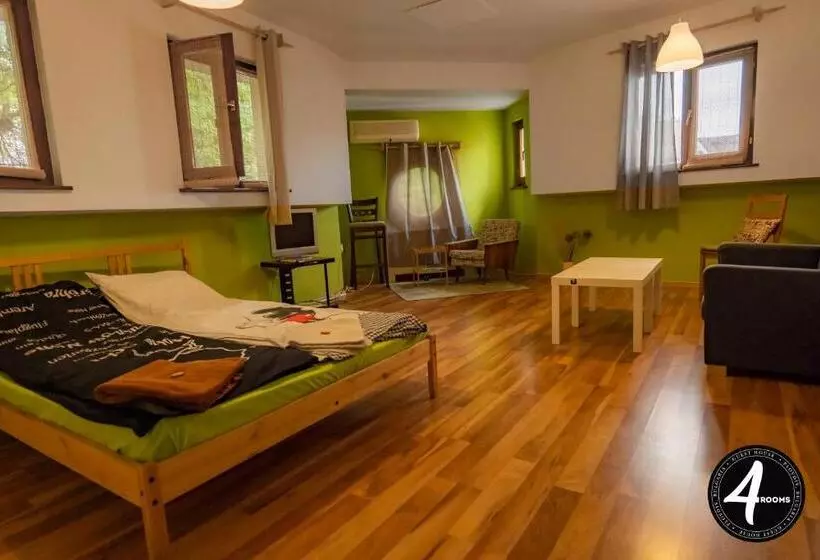 پانسیون 4 Rooms
