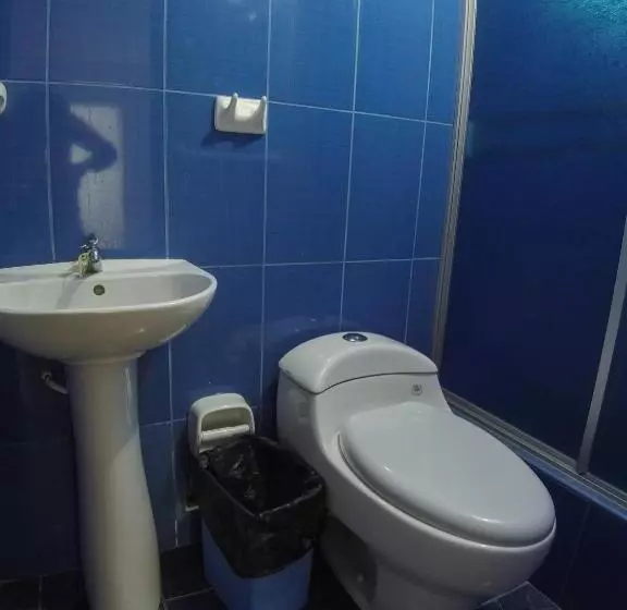 پانسیون Aldos Guest House