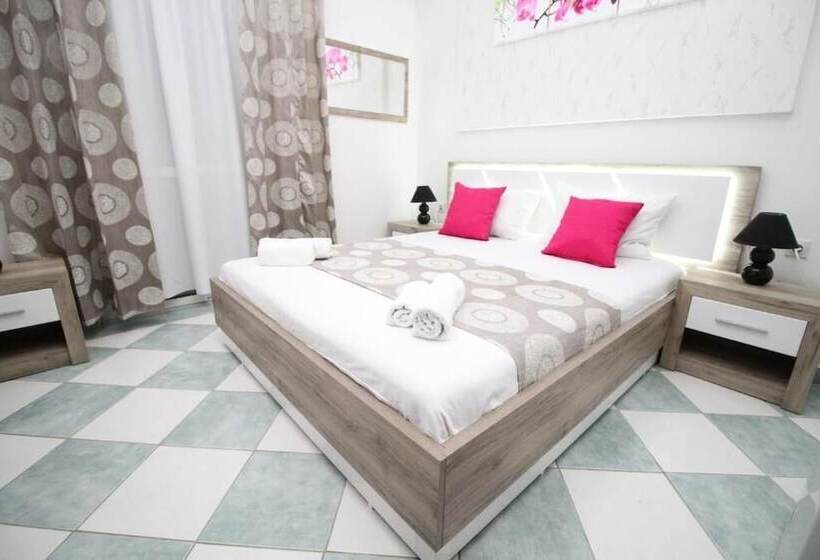 پانسیون Apartments Cota