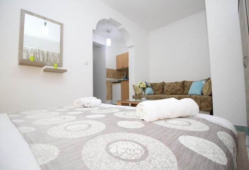 پانسیون Apartments Cota