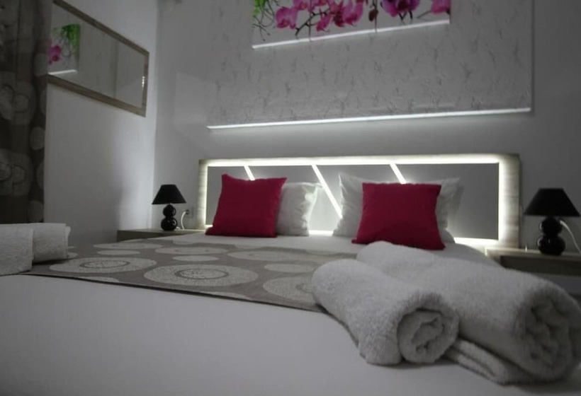 پانسیون Apartments Cota