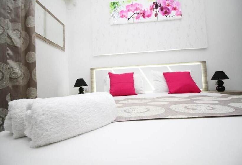 پانسیون Apartments Cota