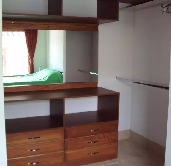 ペンション Casa Leo