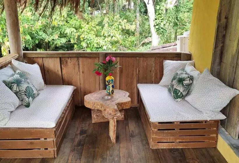 ペンション Casa Namoa Pousada