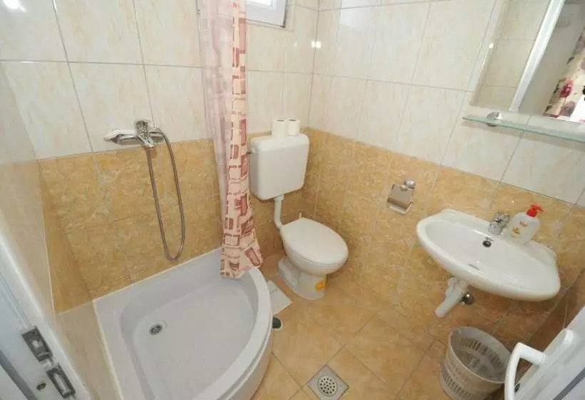 پانسیون Pansion Bojic