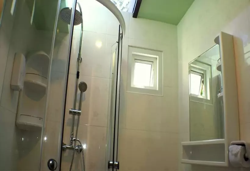پانسیون Pennapa Chalet