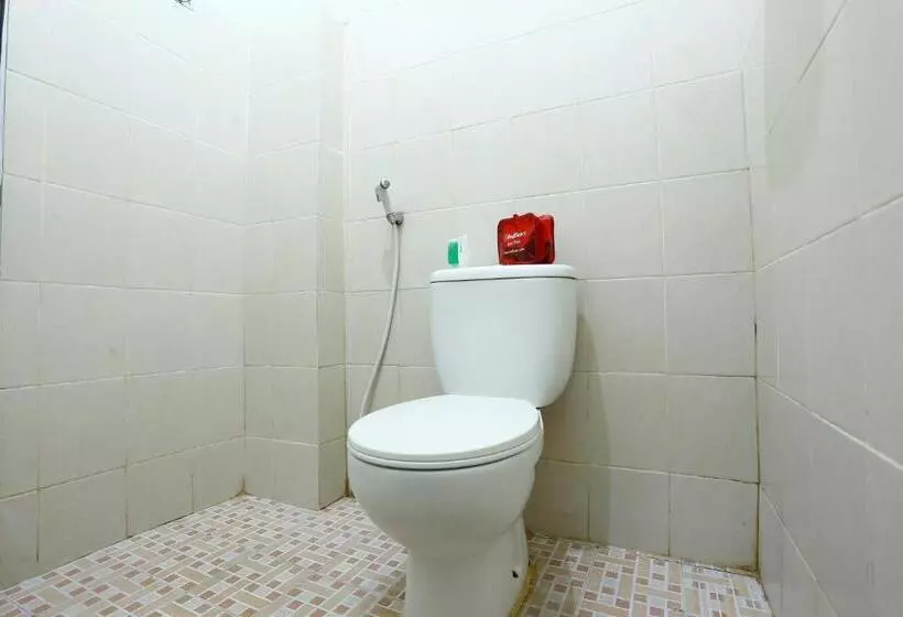 پانسیون Reddoorz Near Adisucipto Airport 3