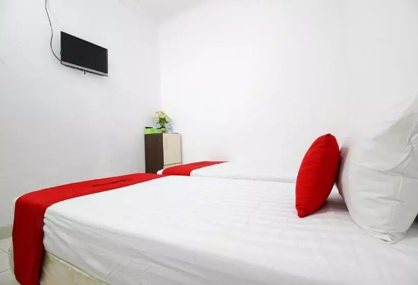 پانسیون Reddoorz Near Adisucipto Airport 3