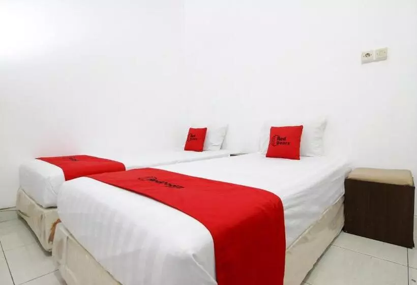 پانسیون Reddoorz Near Adisucipto Airport 3