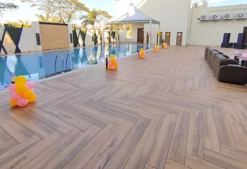 Hotelli Sai Krishna Resort Garden