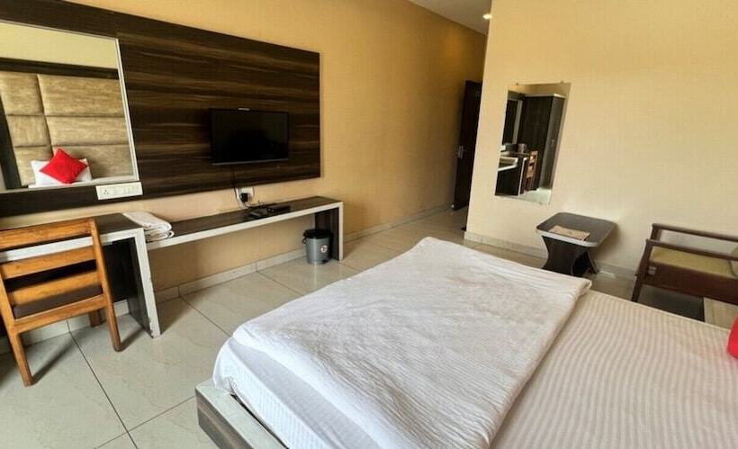 Hotel Sai Krishna Resort Garden