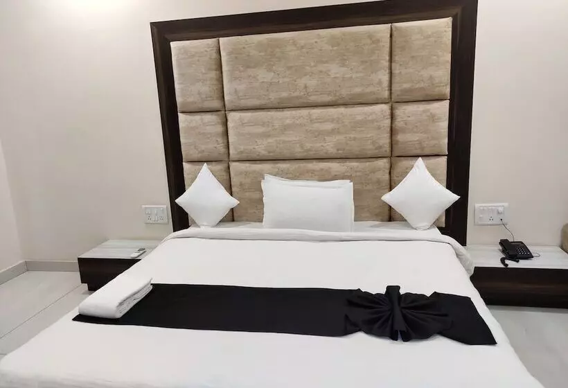 Hotelli Sai Krishna Resort Garden