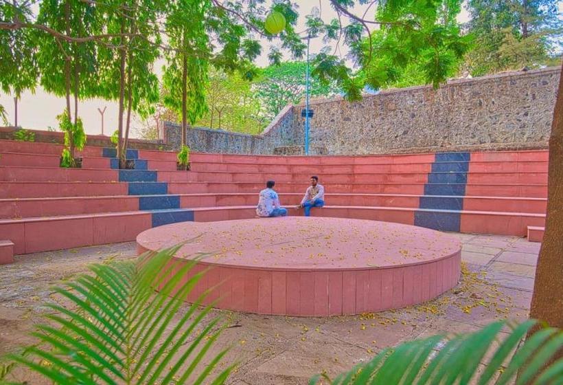 Srushti Farms Resort