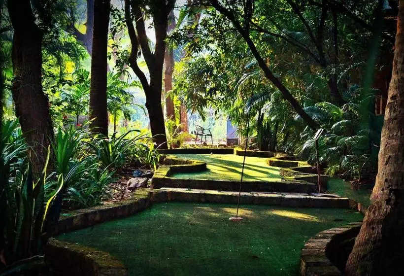 Srushti Farms Resort