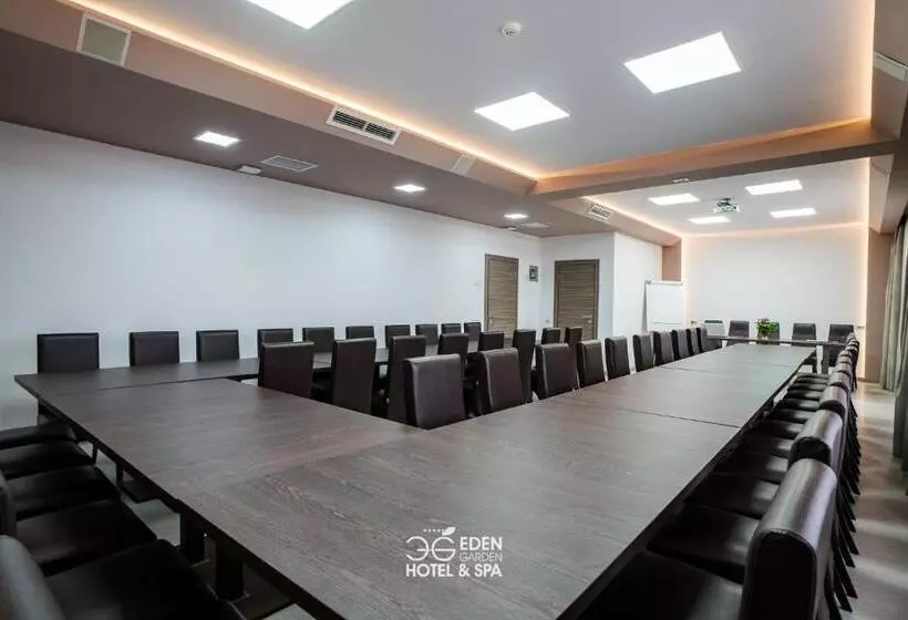 Hotelli Eden Garden Spa