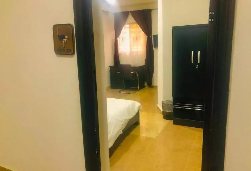 هتل Events & Suites