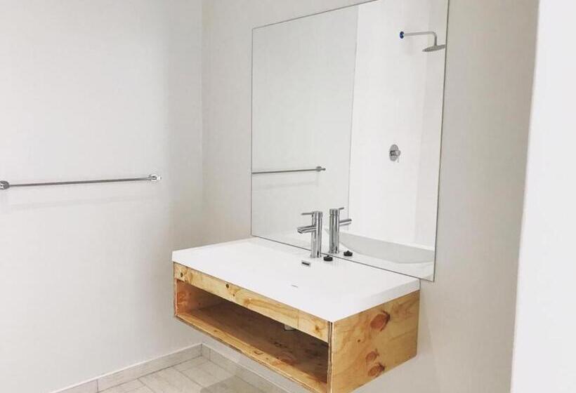 پانسیون Beach Garden Guesthouse With Self Catering