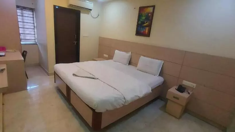 ユースホステル Sri Aditya Inn