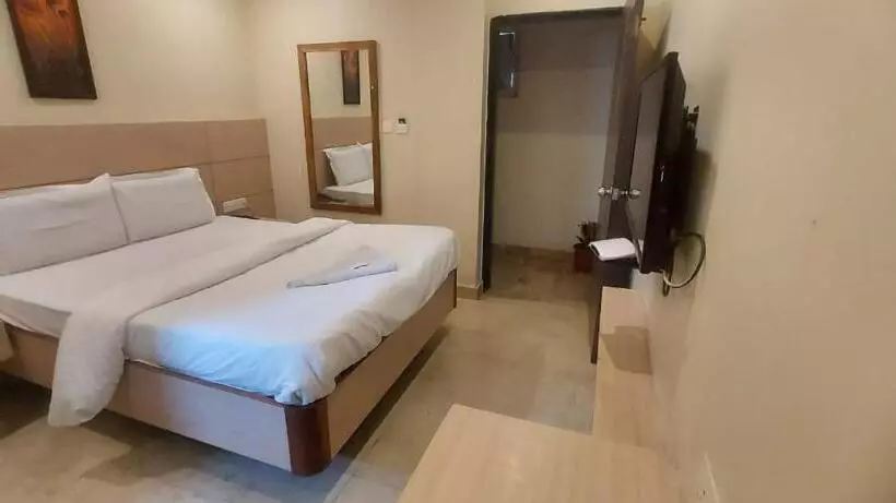 ユースホステル Sri Aditya Inn