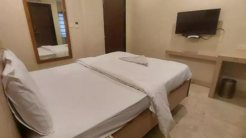 ユースホステル Sri Aditya Inn