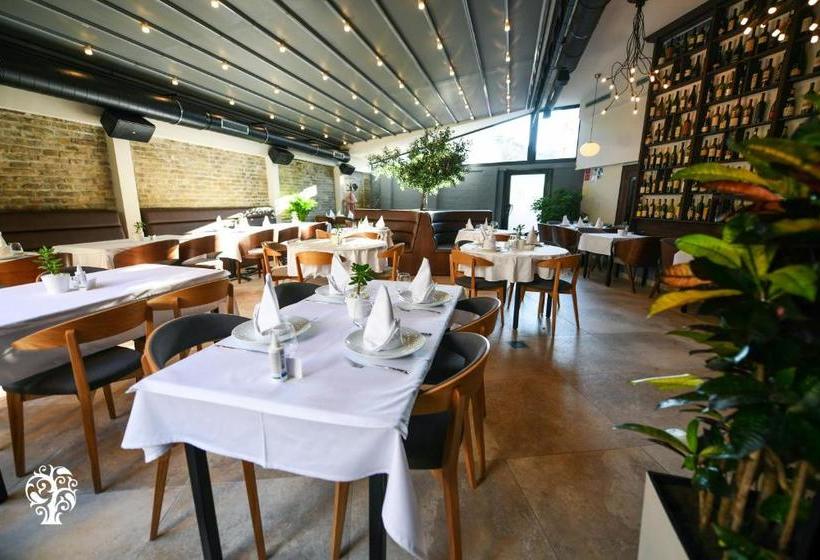 هتل Agape Villa Apartments