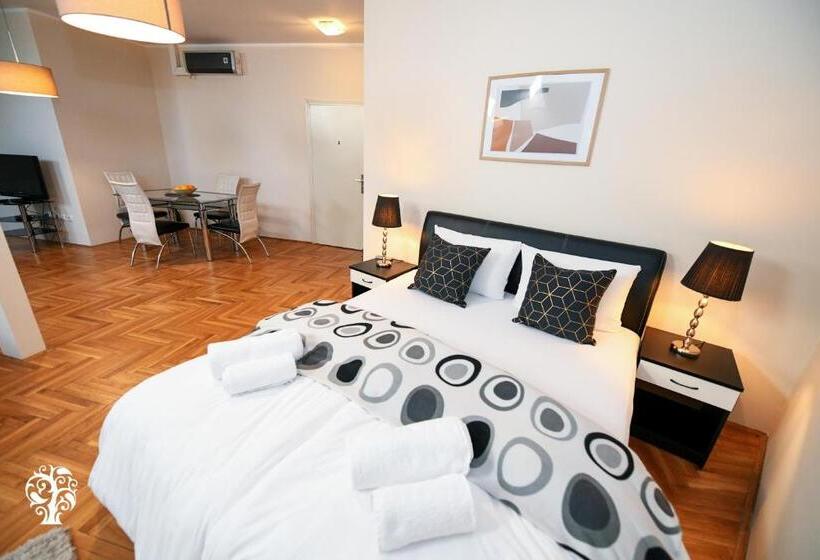 هتل Agape Villa Apartments