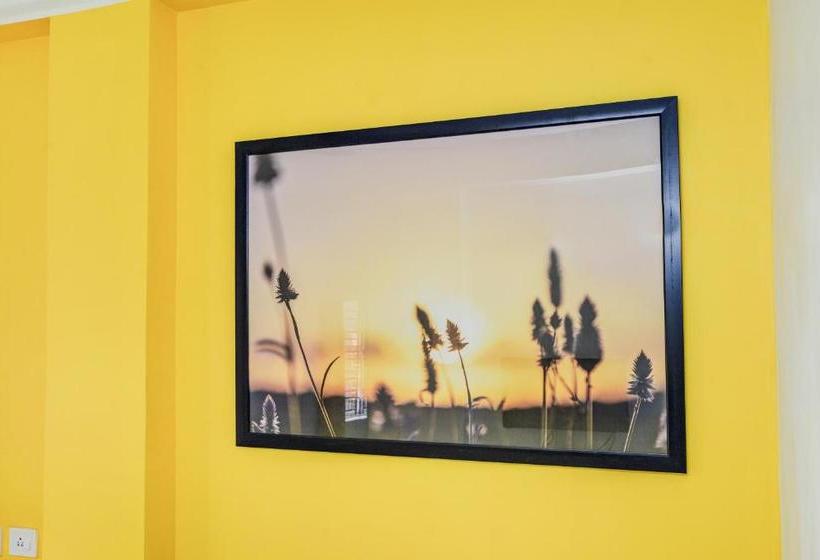 Super Collection O Kolkata Hotel Ruby Park Near Acropolis Mall