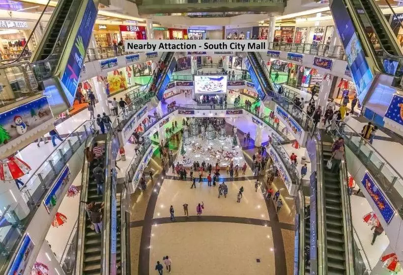 Super Collection O Kolkata Hotel Ruby Park Near Acropolis Mall