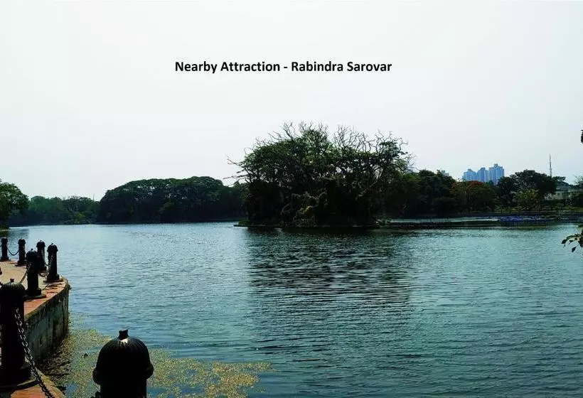 Super Collection O Kolkata Hotel Ruby Park Near Acropolis Mall