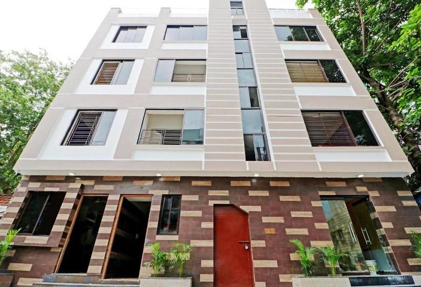 Super Collection O Kolkata Hotel Ruby Park Near Acropolis Mall