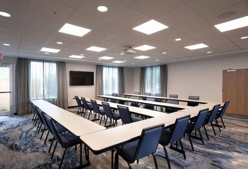 فندق Fairfield Inn & Suites Arkadelphia