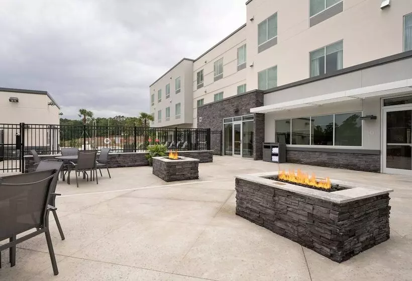 ホテル Fairfield Inn & Suites Arkadelphia