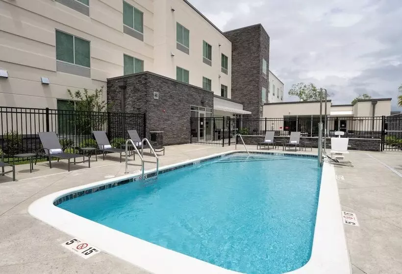 ホテル Fairfield Inn & Suites Arkadelphia