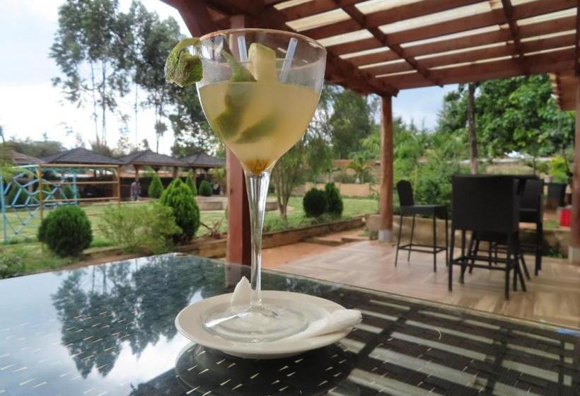 هتل Khwesa Resort