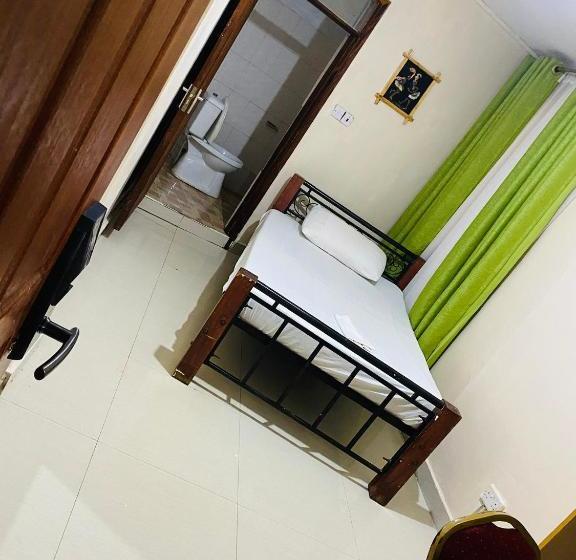 هتل Khwesa Resort