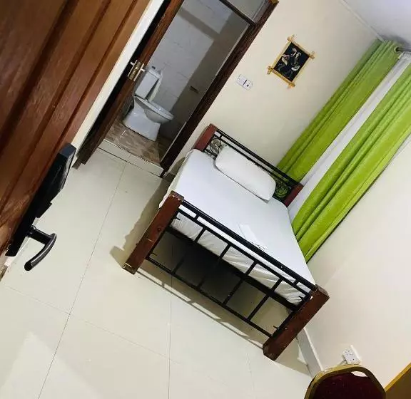 هتل Khwesa Resort