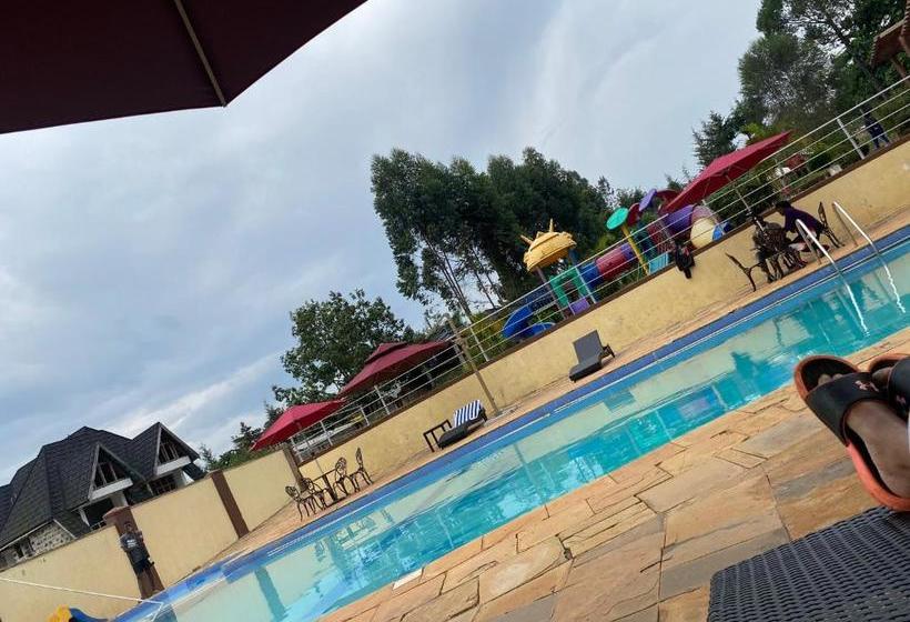 هتل Khwesa Resort